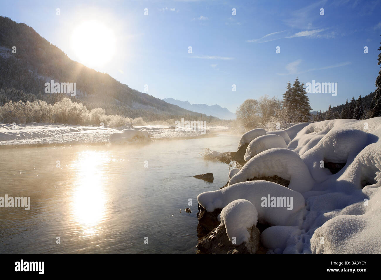 Massive tore hi-res stock photography and images - Alamy