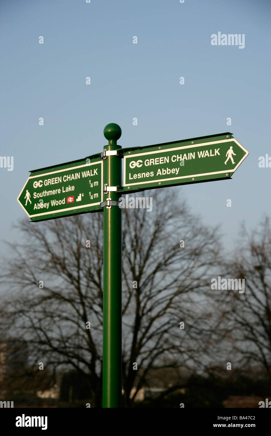 Sign for the Green Chain Walk in southeast London, UK Stock Photo - Alamy