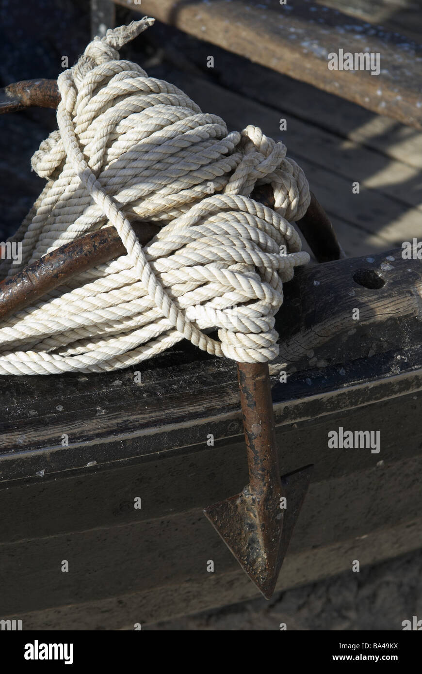 Boat detail anchors rope Wicklung 04/2006 Stock Photo Alamy