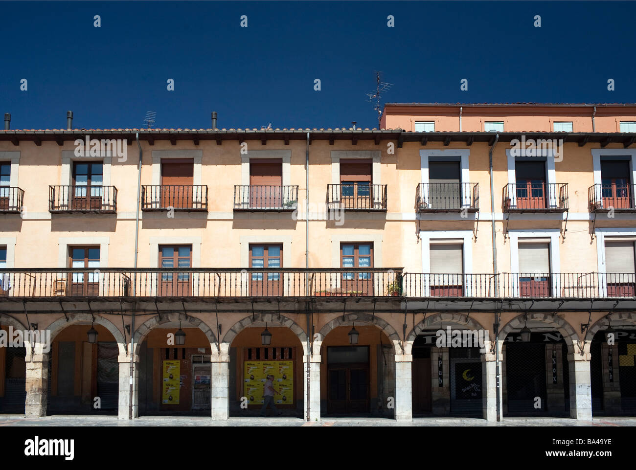 Arcade and traditional houses Plaza Mayor Main Square town of Leon  autonomous community of Castilla y Leon northern Spain Stock Photo - Alamy