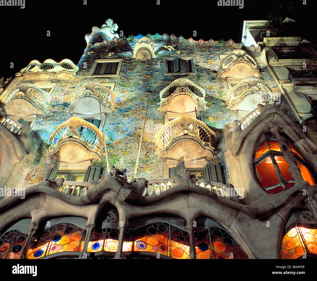 SPAIN BARCELONA CASA BATLLO ARCHITECT ANTONI GAUDI Stock Photo - Alamy