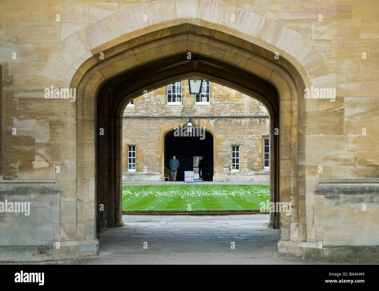 Oxford, England, UK. New College. Looking through arch from Garden Quadrangle to the Great Quad Stock Photo