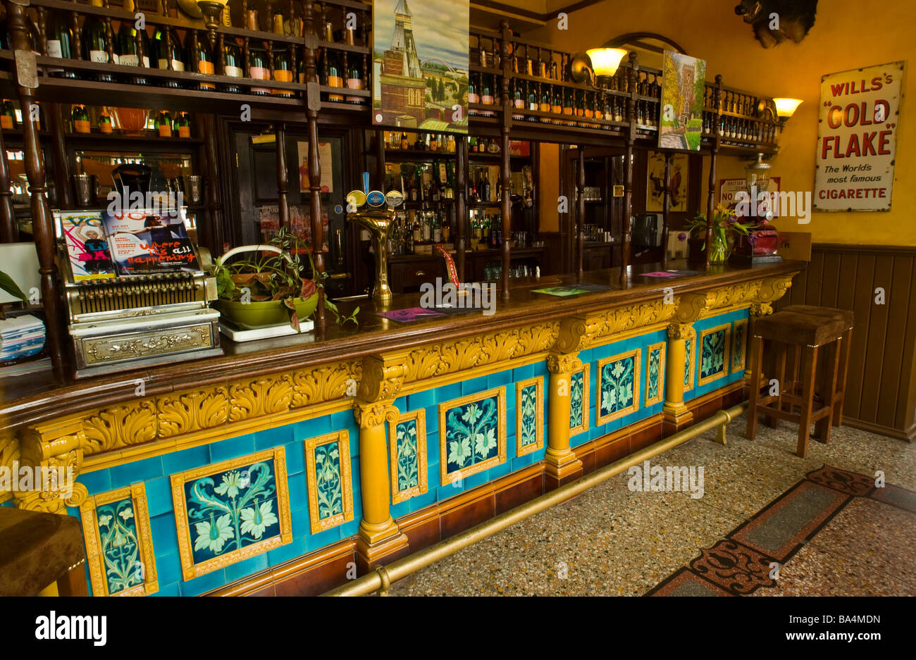 Victorian tiled bar in The Walerloo Hotel Pillgwenlly Newport South Wales UK Stock Photo