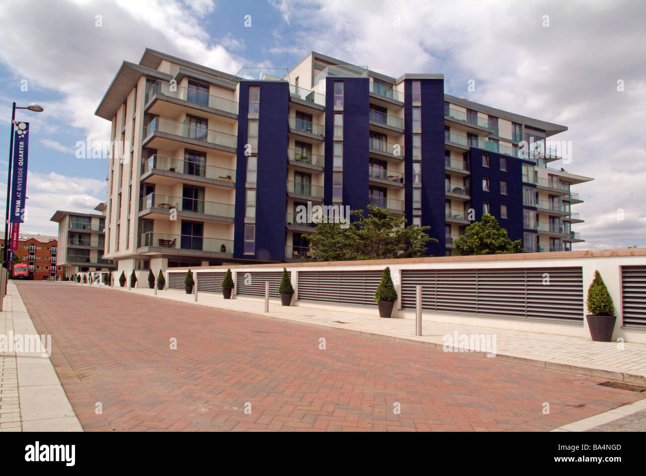 new riverside development in wandsworth Stock Photo Alamy