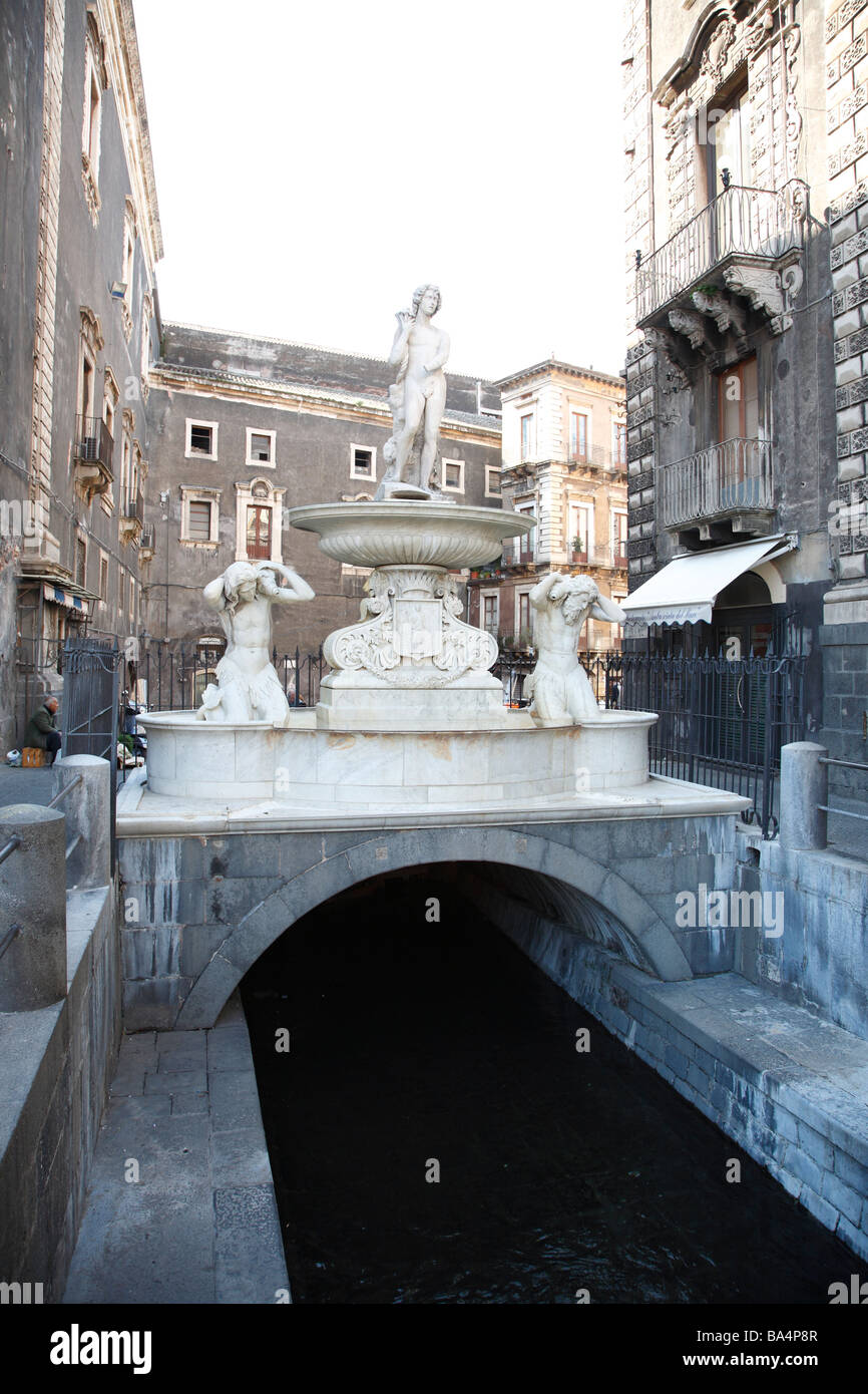 Fontana dell Amenano, fountain, Catania, Sicily, Italy Stock Photo - Alamy