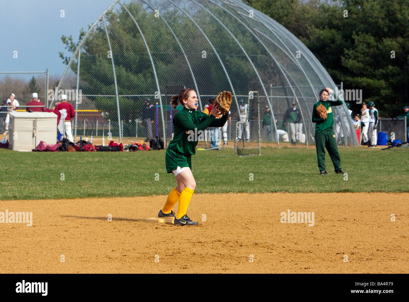 a-girls-highschool-softball-game-stock-photo-alamy