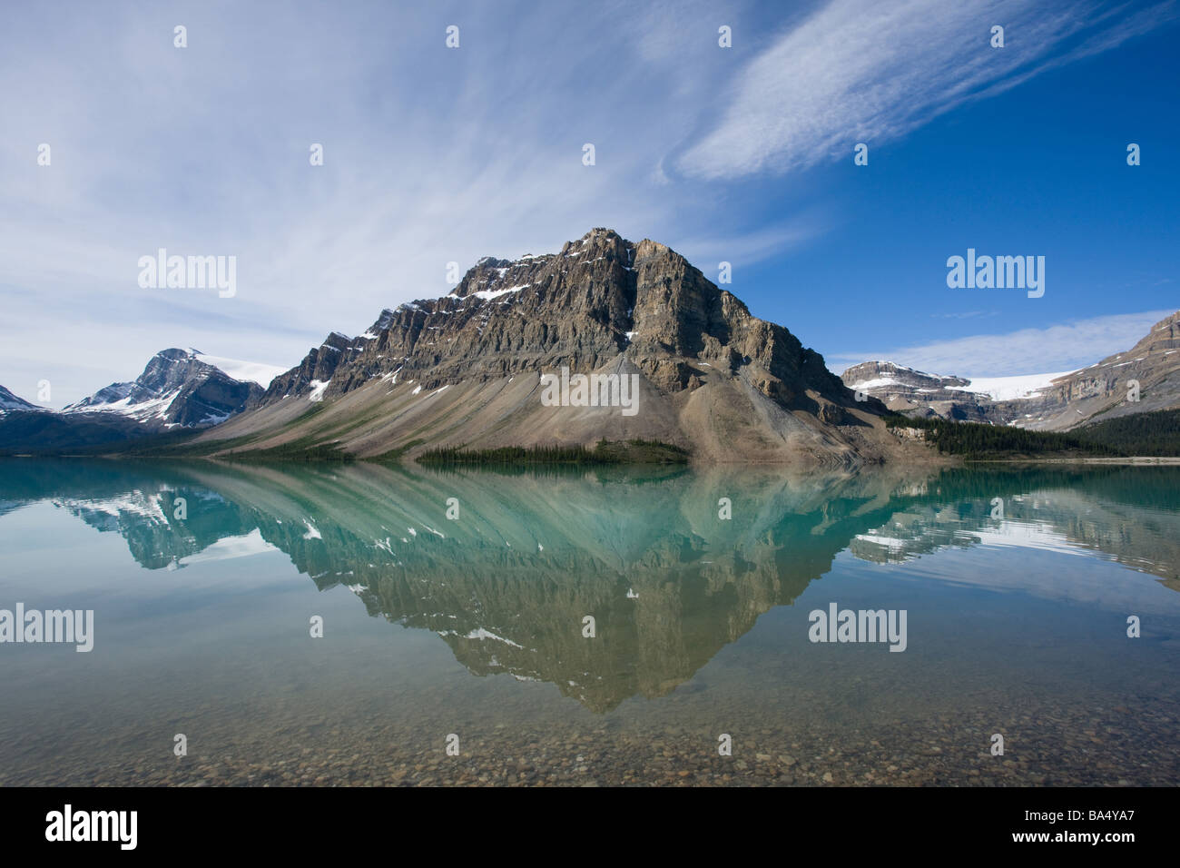 Beautiful snow capped mountains hi-res stock photography and images - Alamy