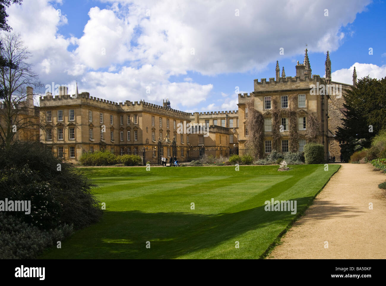 Oxford, England, UK. New College seen from the College Garden Stock Photo