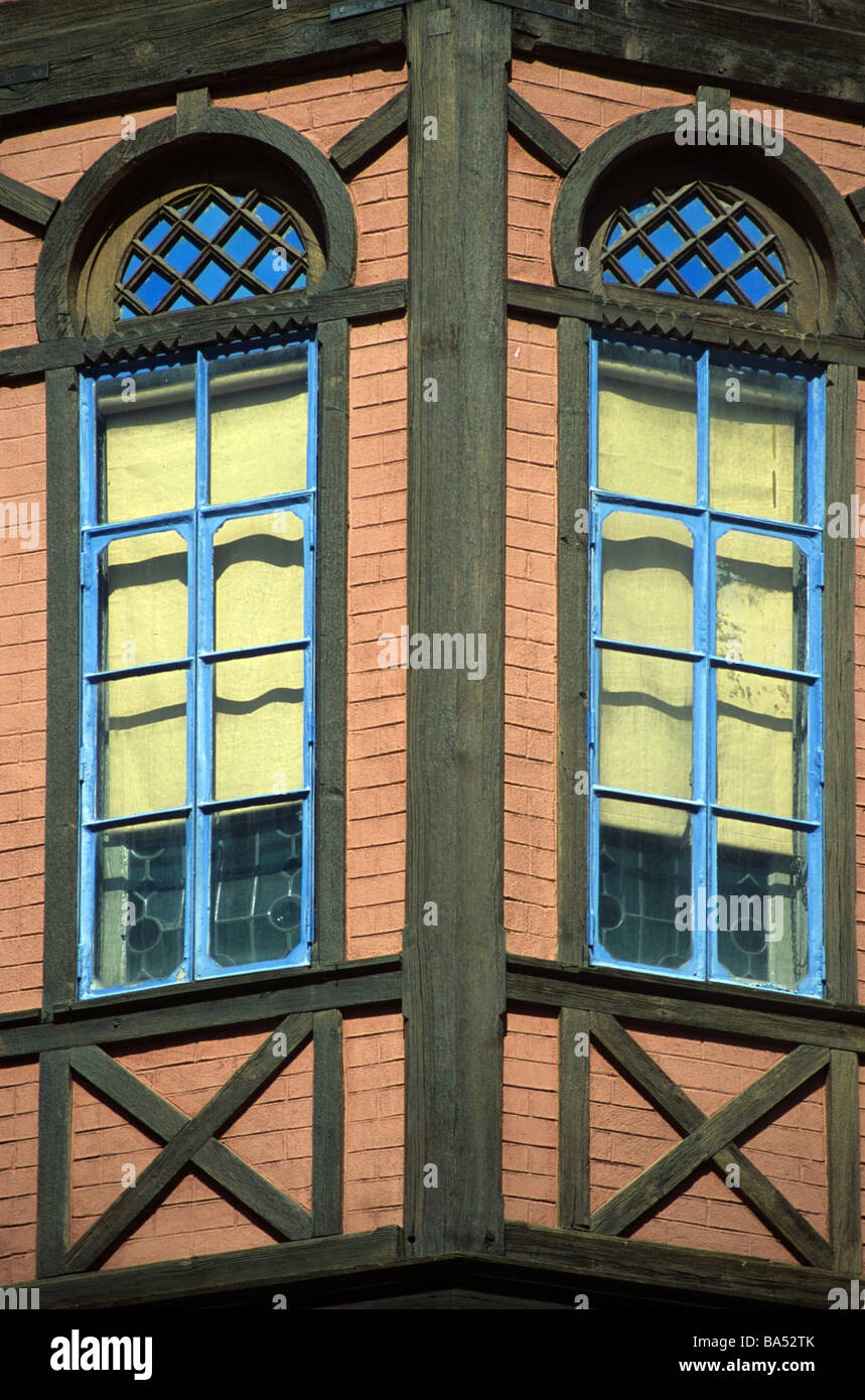 Double windows hi-res stock photography and images - Alamy