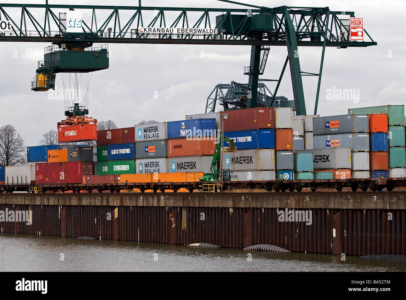 Neihl 1 container terminal, Cologne, North Rhine-Westphalia, Germany. Stock Photo