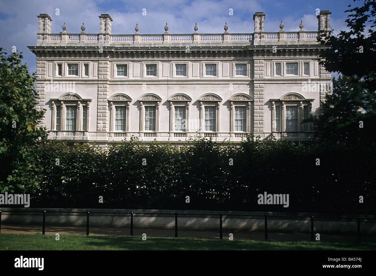 Green Park elevation of Bridgewater House, London SW1 Stock Photo Alamy