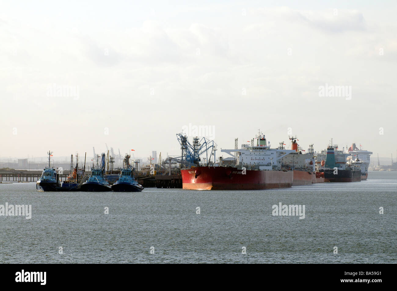 Oil and chemical tankers berthed at Fawley Refinery on Southampton Water Stock Photo