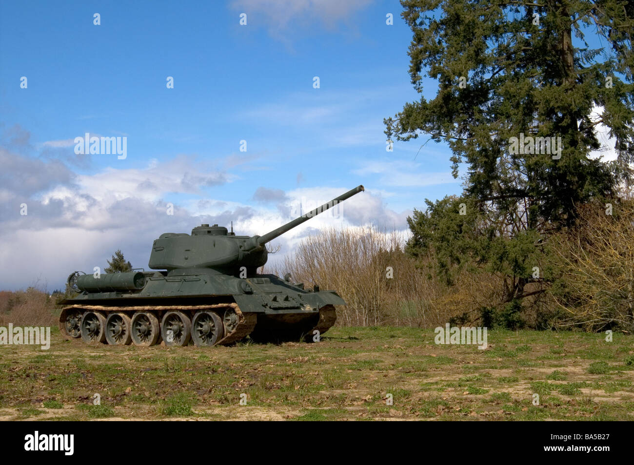 Military Army Tank Running Gear Tracks Tanks Stock Photo Alamy