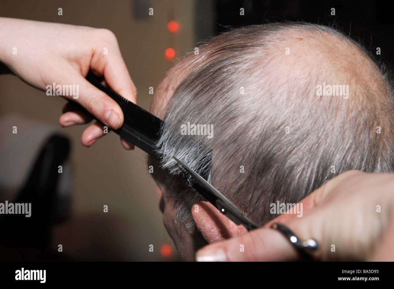 how to cut older mens hair with scissors
