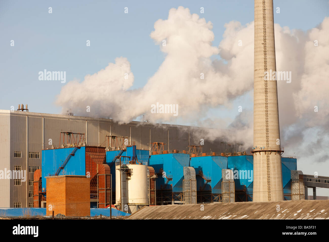 A coal fired power station in Suihua in Northern China Stock Photo