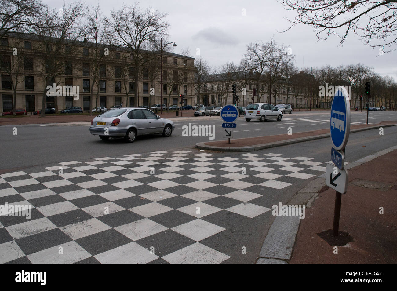 Versailles road hires stock photography and images Alamy