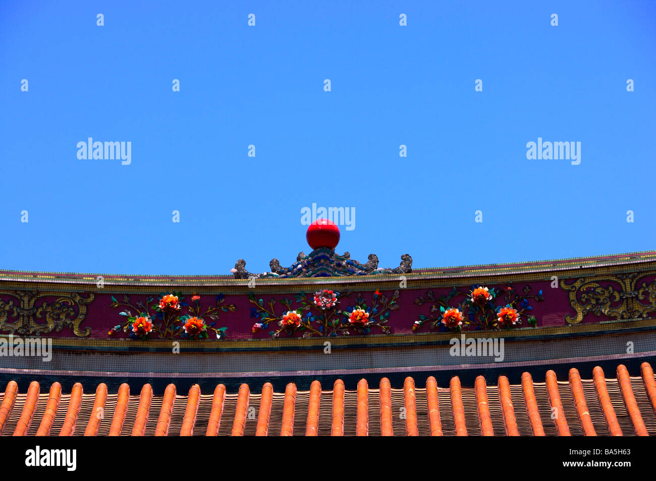 Rooftop of Chinese architecture Stock Photo Alamy