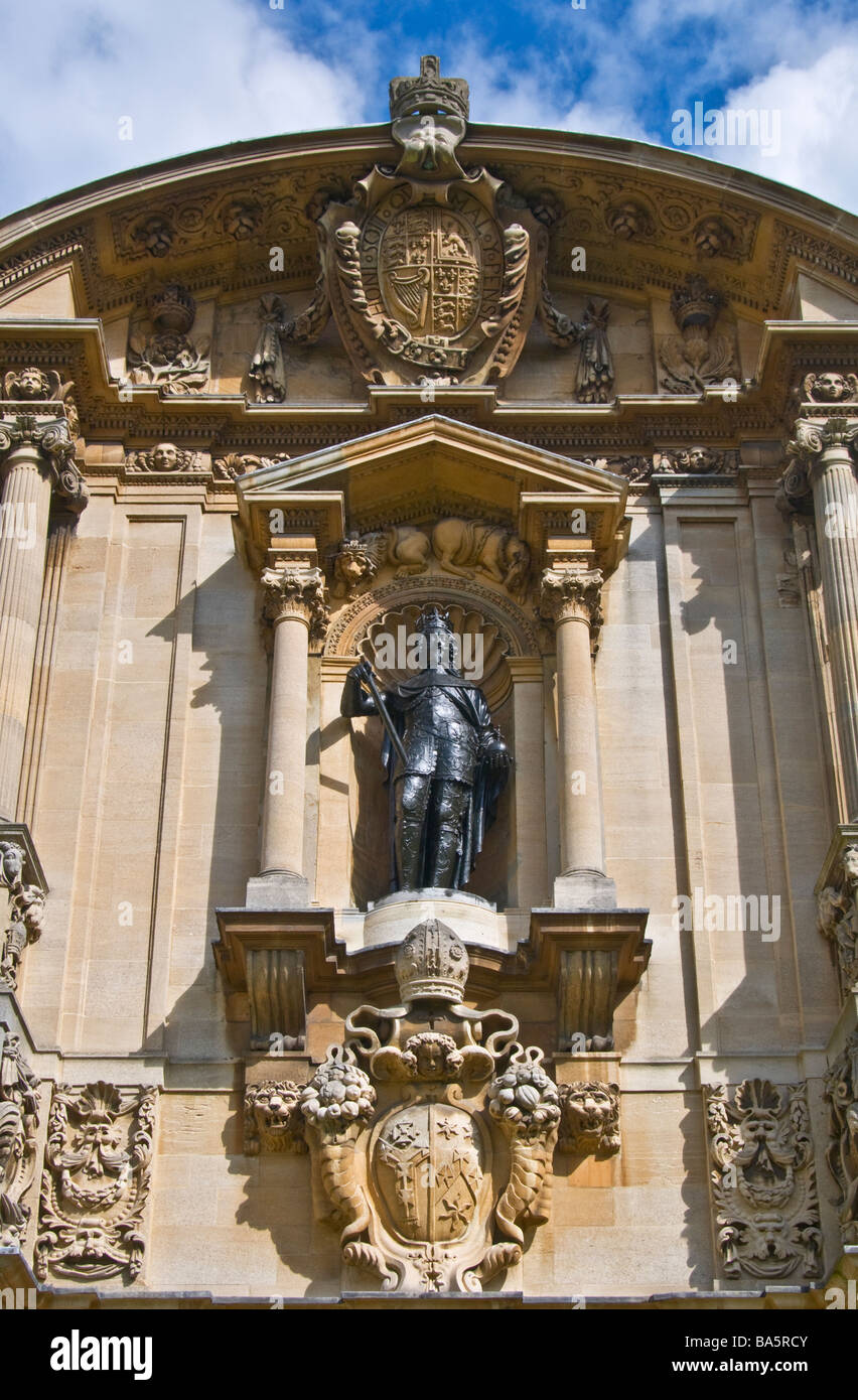 The statue of king charles i hires stock photography and images Alamy