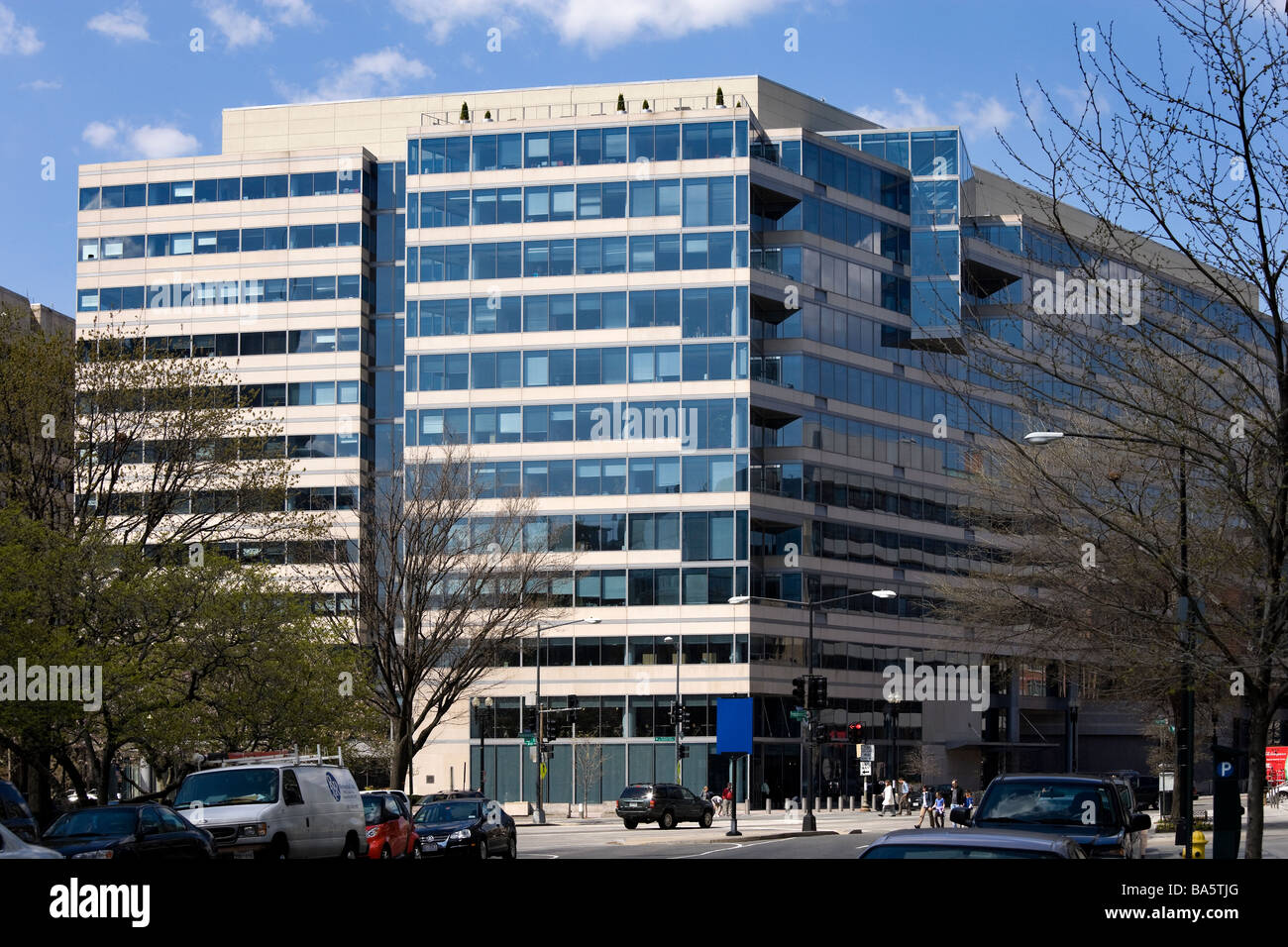 IMF International Monetary Fund Headquarters 2 office on Pennsylvania  Avenue & 19 ST Washington DC US USA Stock Photo - Alamy