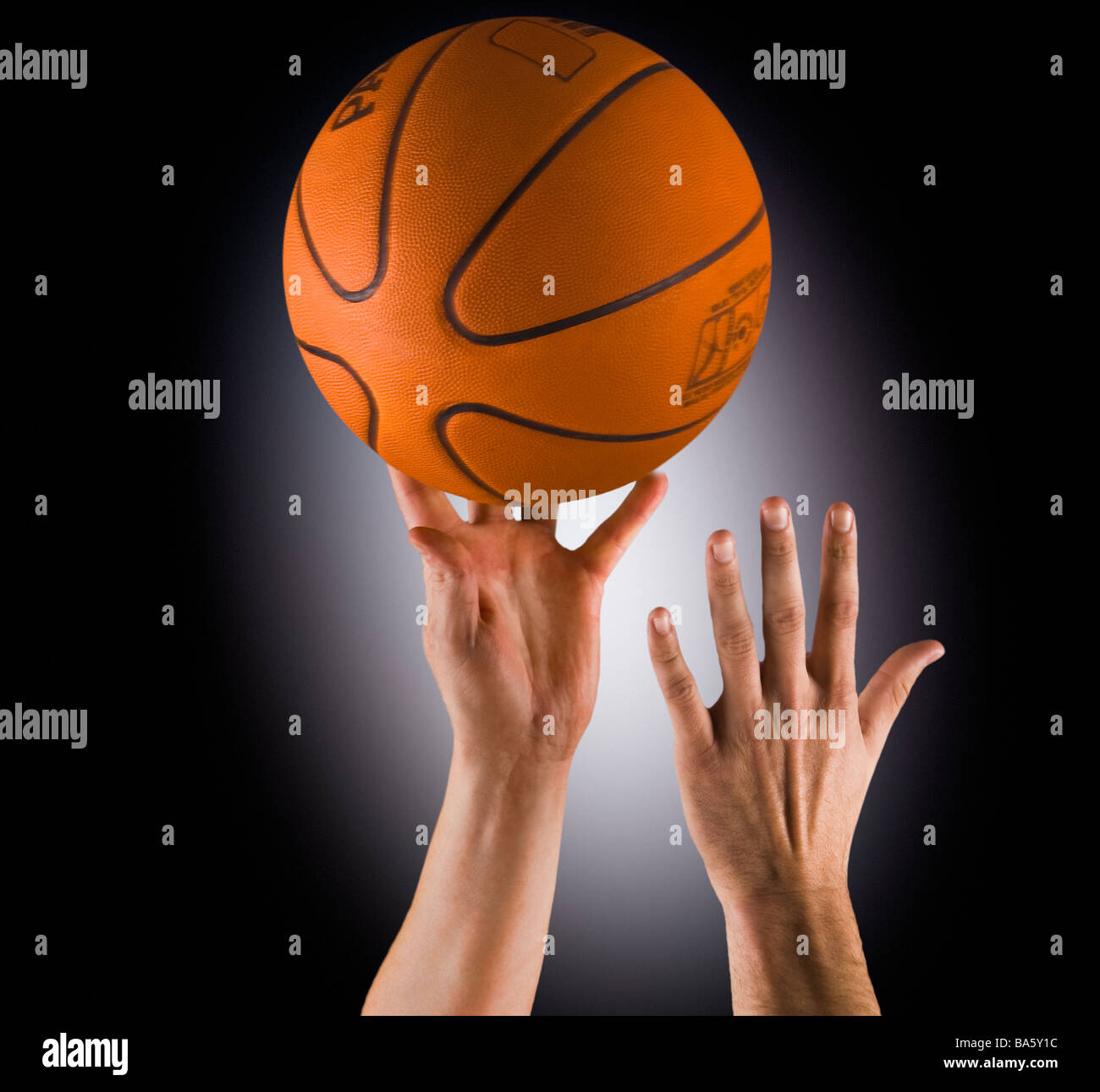 Basketball tip off hi-res stock photography and images - Alamy