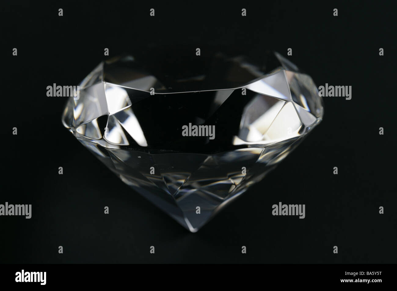 Diamond ground series crystal mineral gem brilliantly jewelrystone
