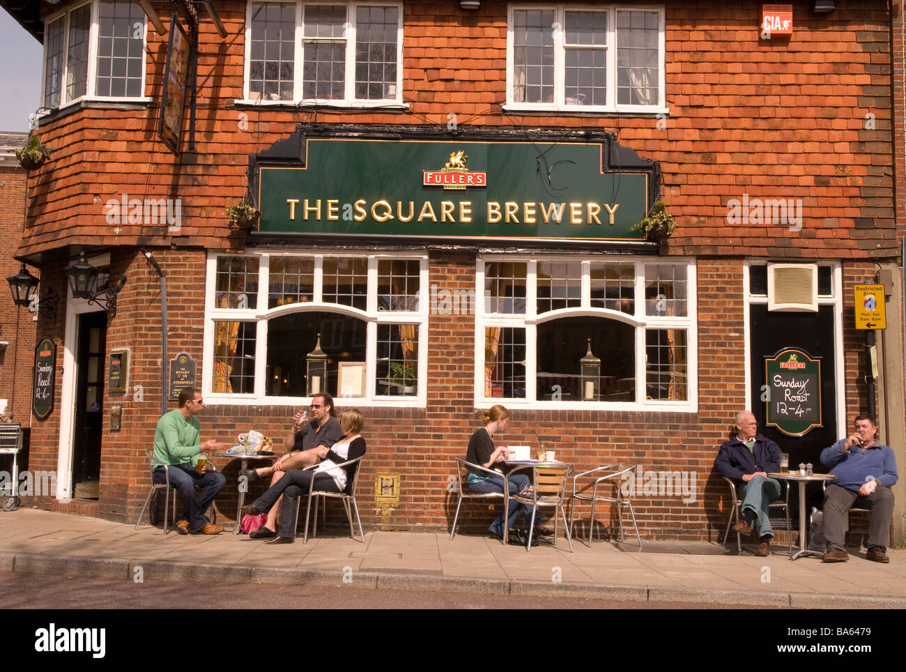 Petersfield pub hires stock photography and images Alamy