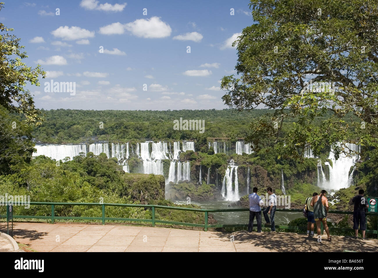 Brazil Iguacu-Fälle overlook tourists South America Latin America Iguazu water-cases platform outlook-platform outlook-terrace Stock Photo