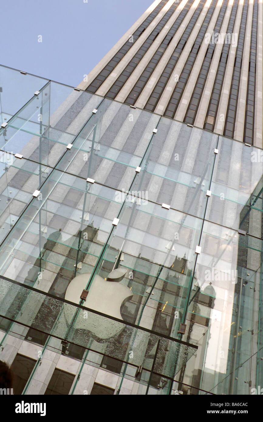 Apple computers store on 5th avenue Manhattan New York United States of