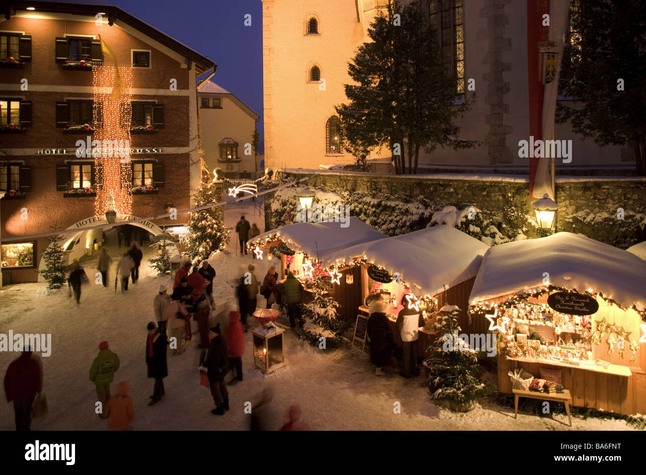 Austria salt-chamber-property St.Wolfgang Christmas-market evening mood  Advent Advent-time place place-middle Christmas-like Stock Photo - Alamy