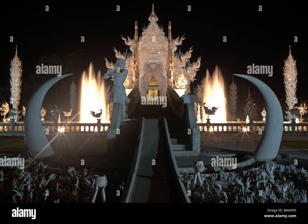 Wat Rong Khun (White temple), Chiang Rai, Thailand Stock Photo - Alamy