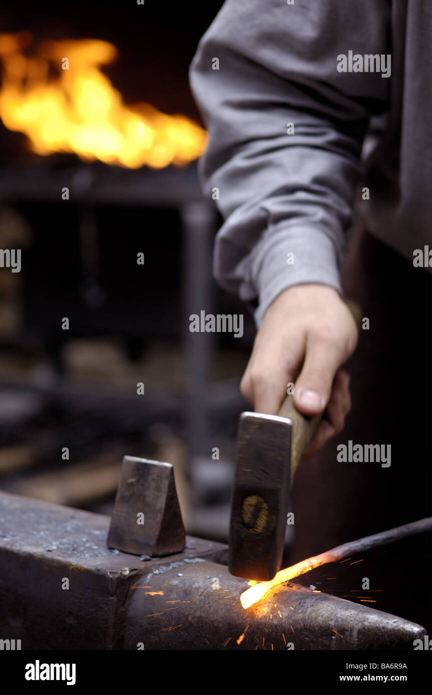 Smith work detail man hand men'shand workers works tradition craft