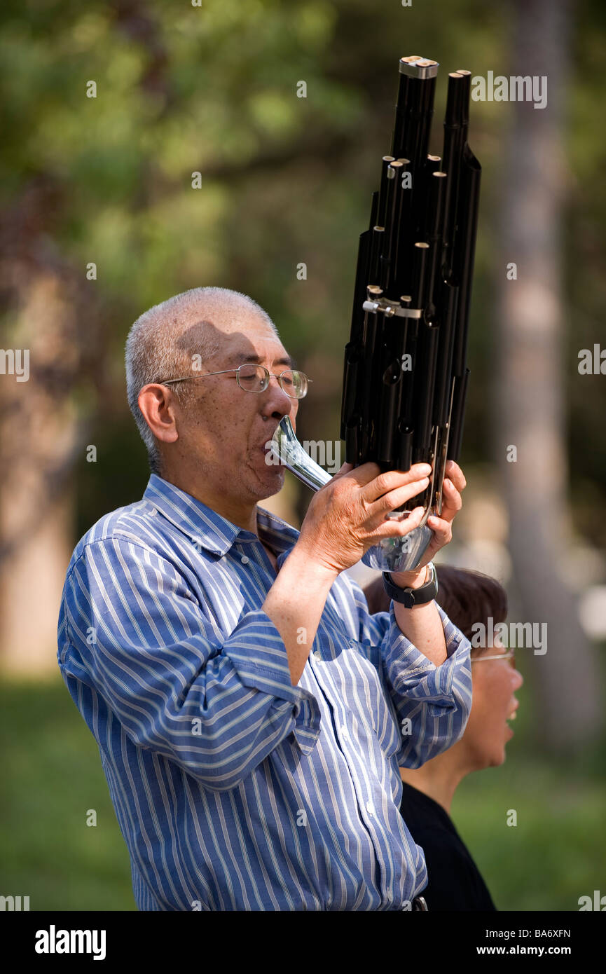 China, Beijing, various activities in the the Summer Palace classified as World Heritage by UNESCO Stock Photo