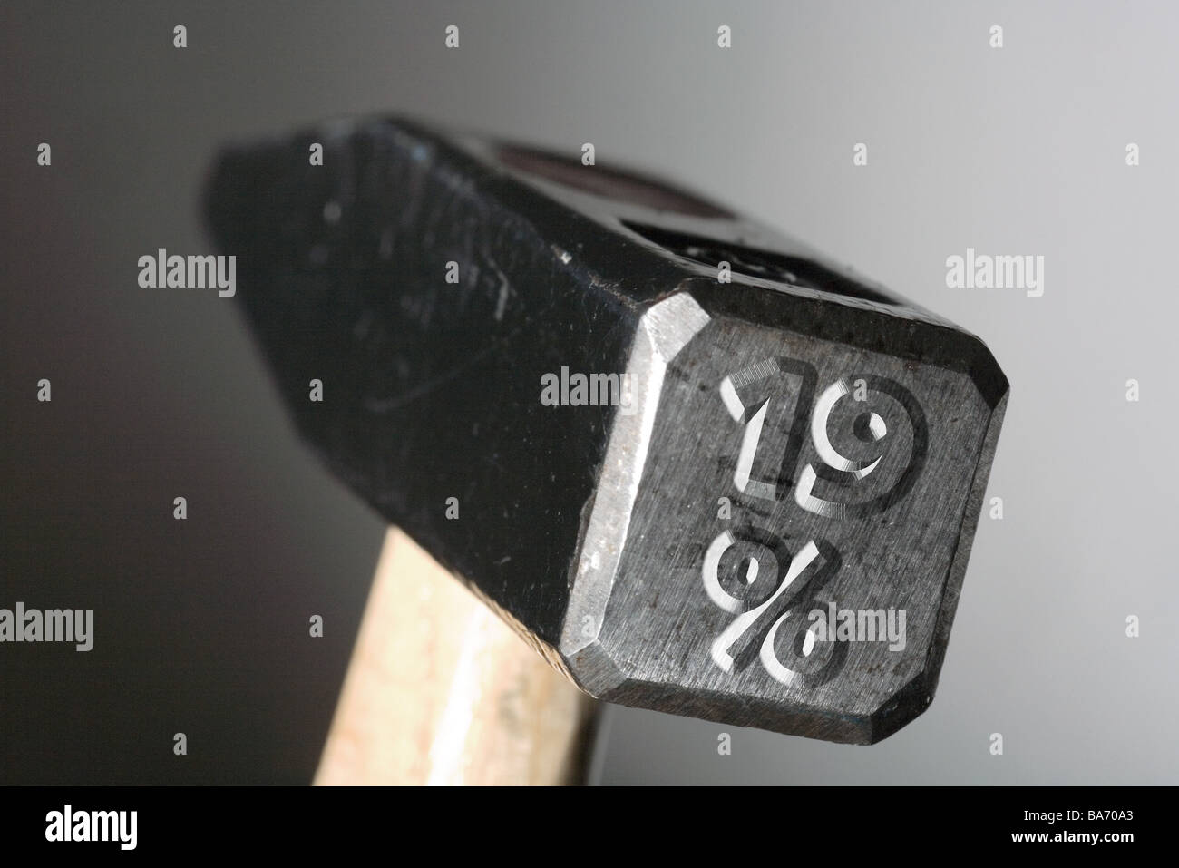 Hammer hitsurface 19 percent symbol taxincrease tools writing