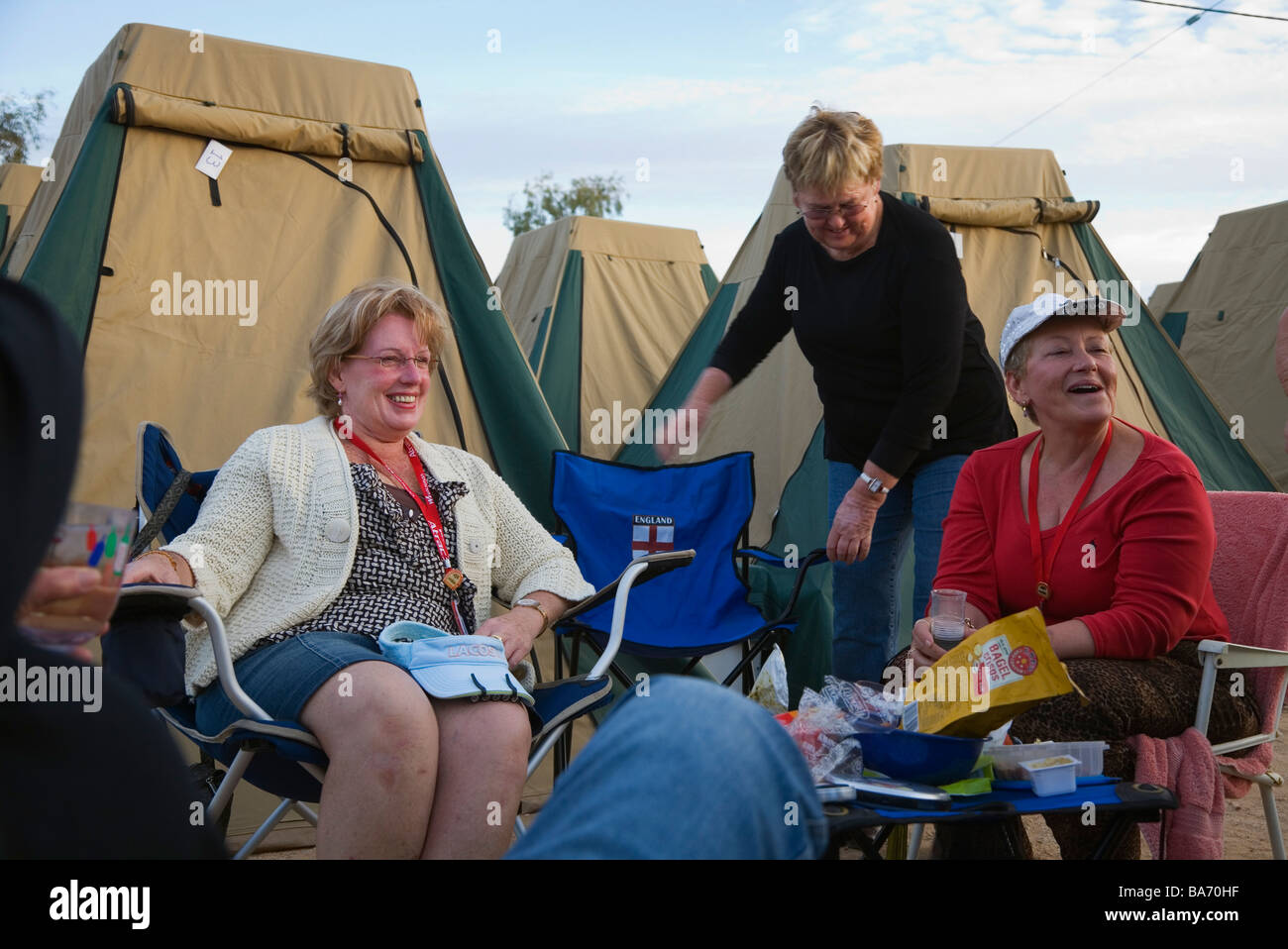 Birdsville camping. Birdsville, Queensland, AUSTRALIA Stock Photo Alamy