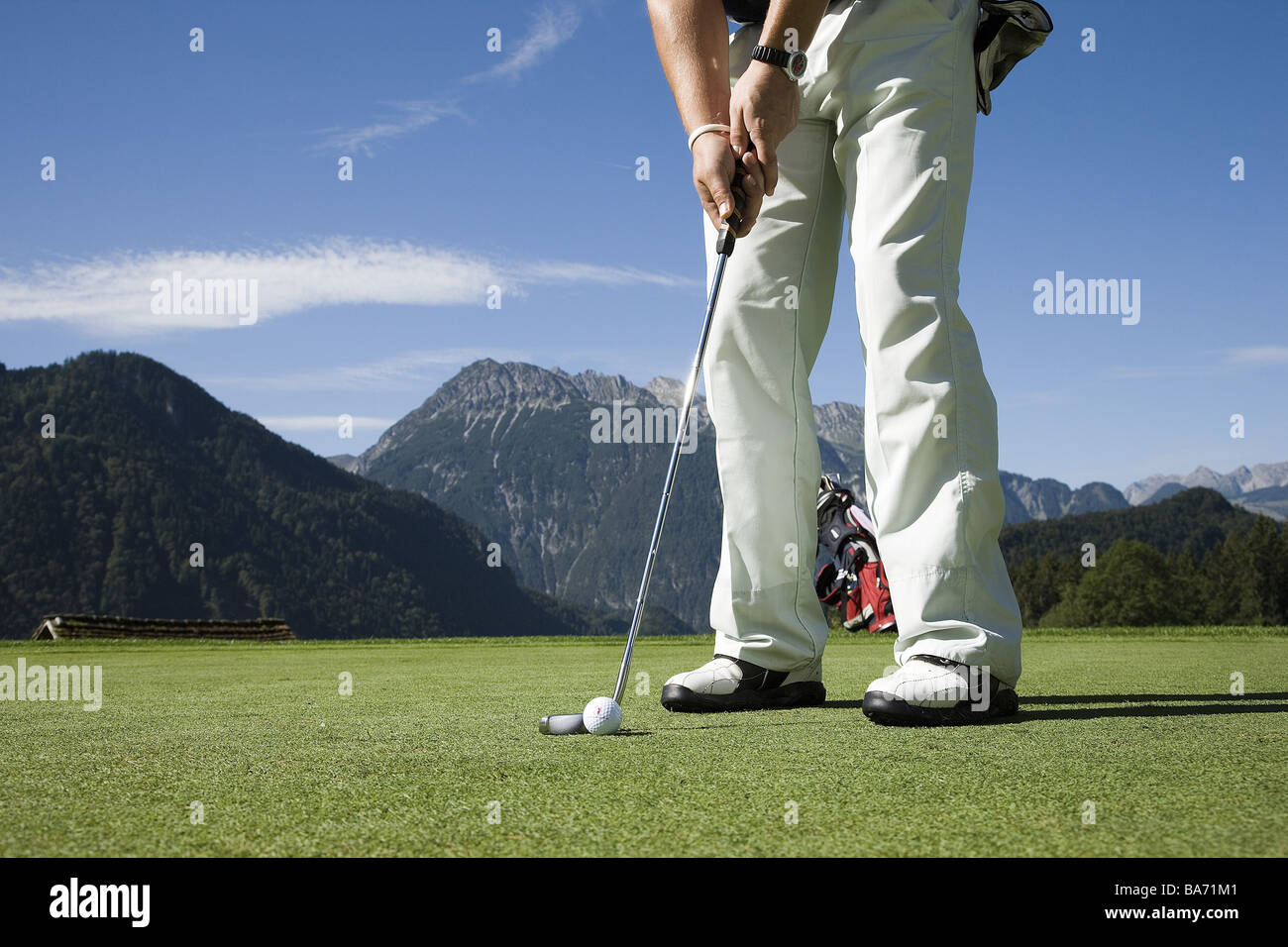 Golf course golfers detail putts golfinstallation highlandshaft