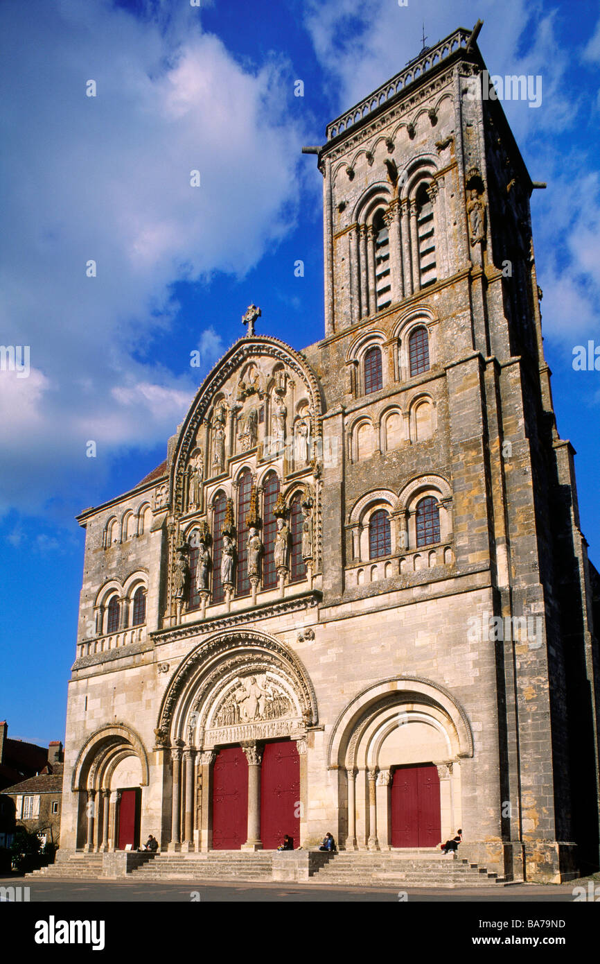 France, Yonne, Vezelay, basilique Sainte Madeleine (Basilica of St. Mary Magdalene) classified