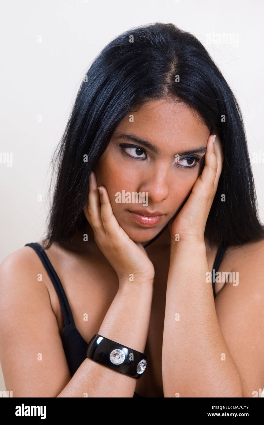 Hands grabbing face hires stock photography and images Alamy