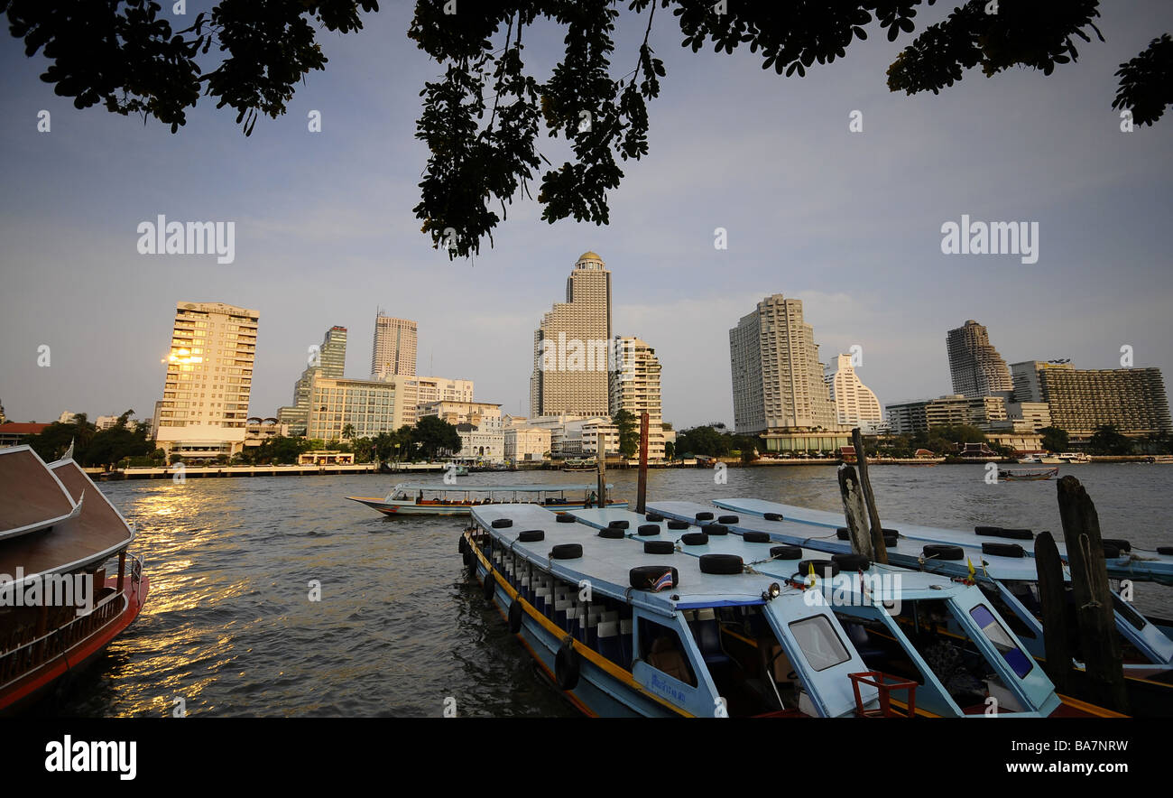 Bang Rak quarter near the river, Bangkok, Thailand Stock Photo