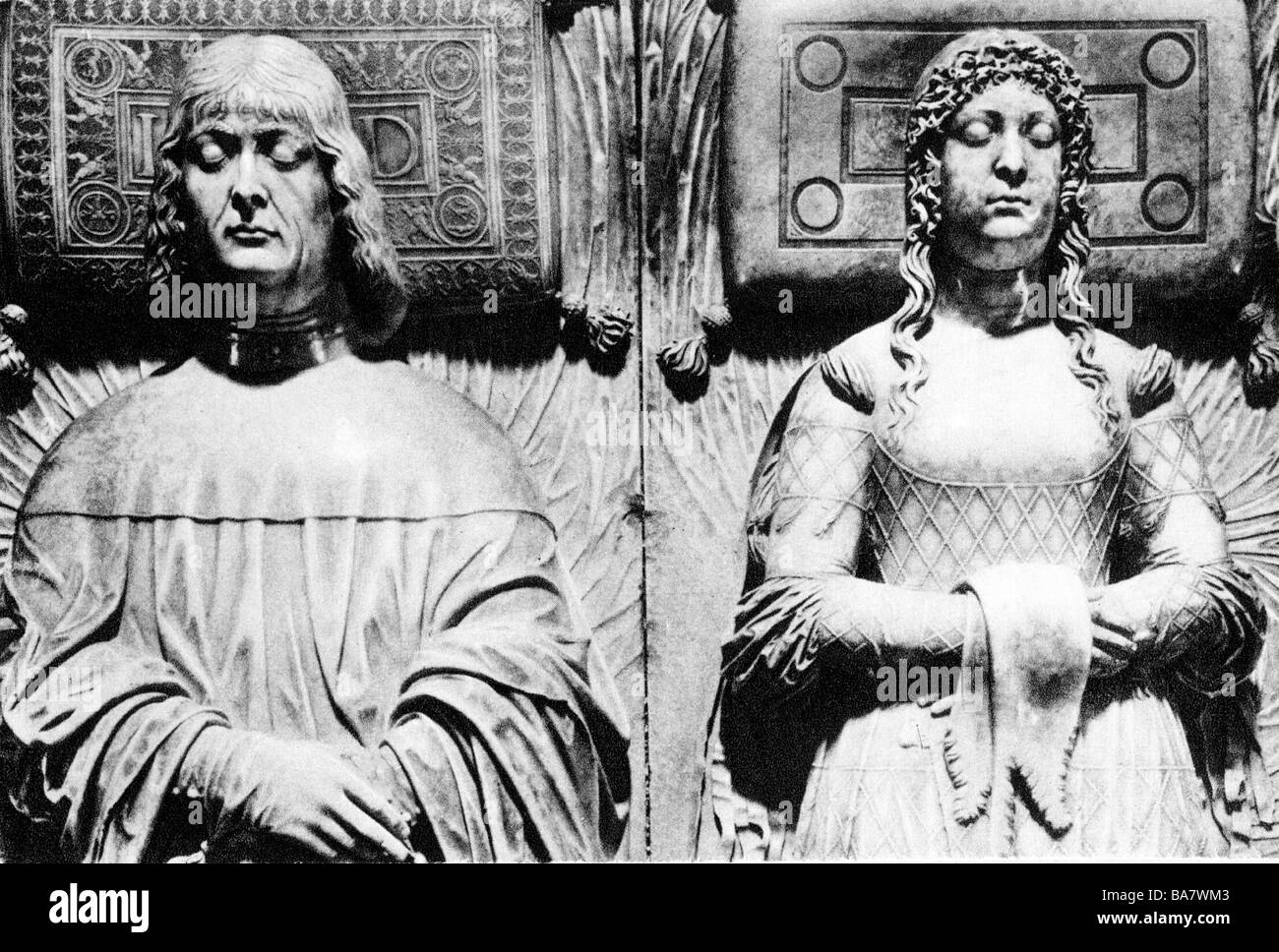 Sforza, Ludovico "il Moro", 27.7.1452 - 27.5.1508, Duke of Milan 1494 -  1499, with his wife Beatrice d'Este, figures on tomb slab, by Andrea  Solario Stock Photo - Alamy