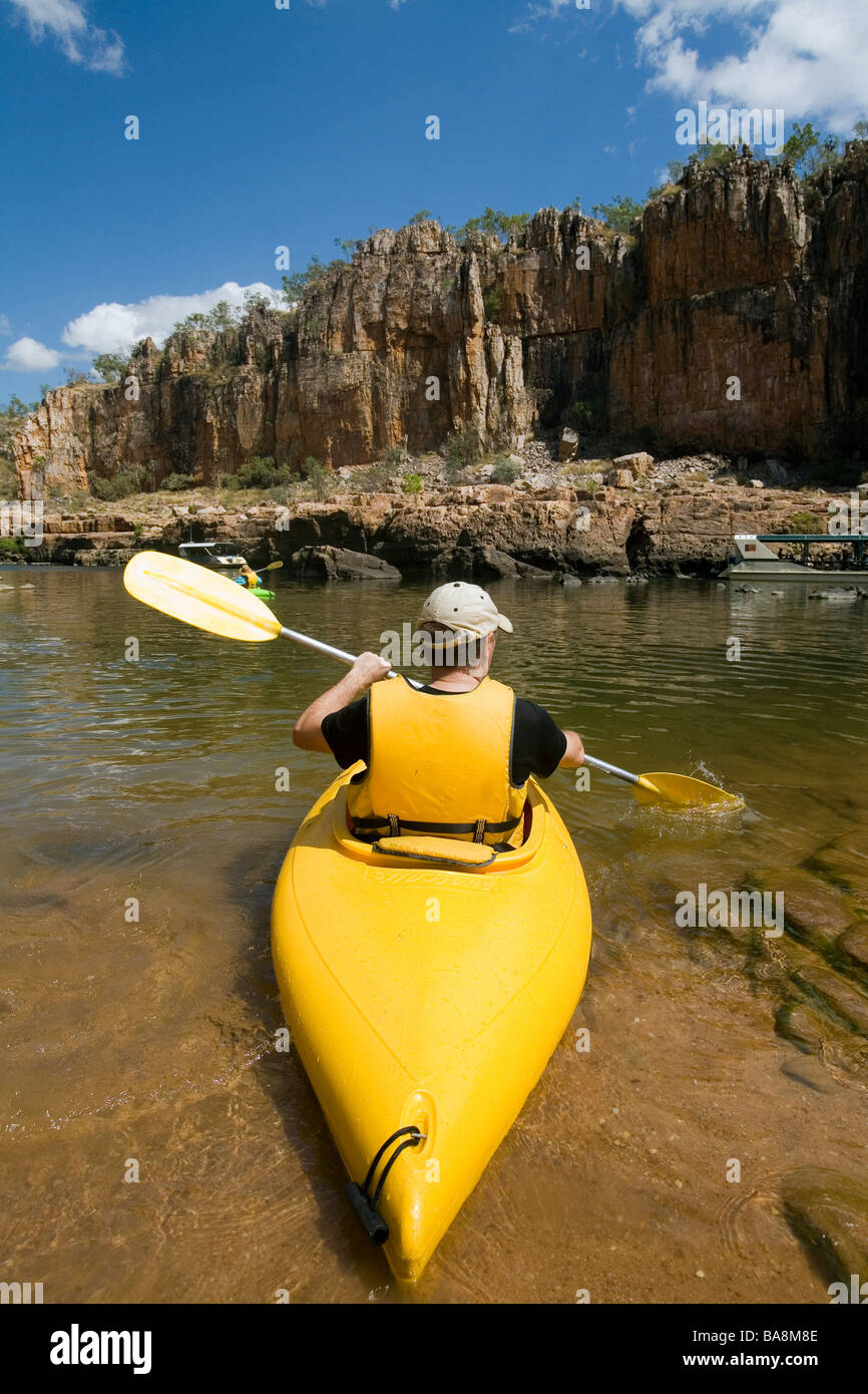 Kayaking in Nitmiluk (Katherine Gorge) National Park. Katherine River, Northern Territory, AUSTRALIA Stock Photo
