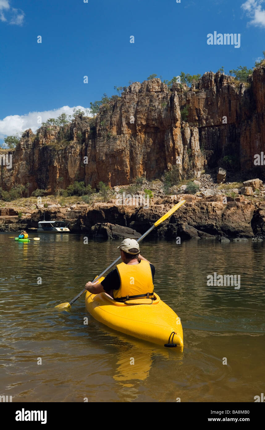 Kayaking in Nitmiluk (Katherine Gorge) National Park.  Katherine River, Northern Territory, AUSTRALIA Stock Photo