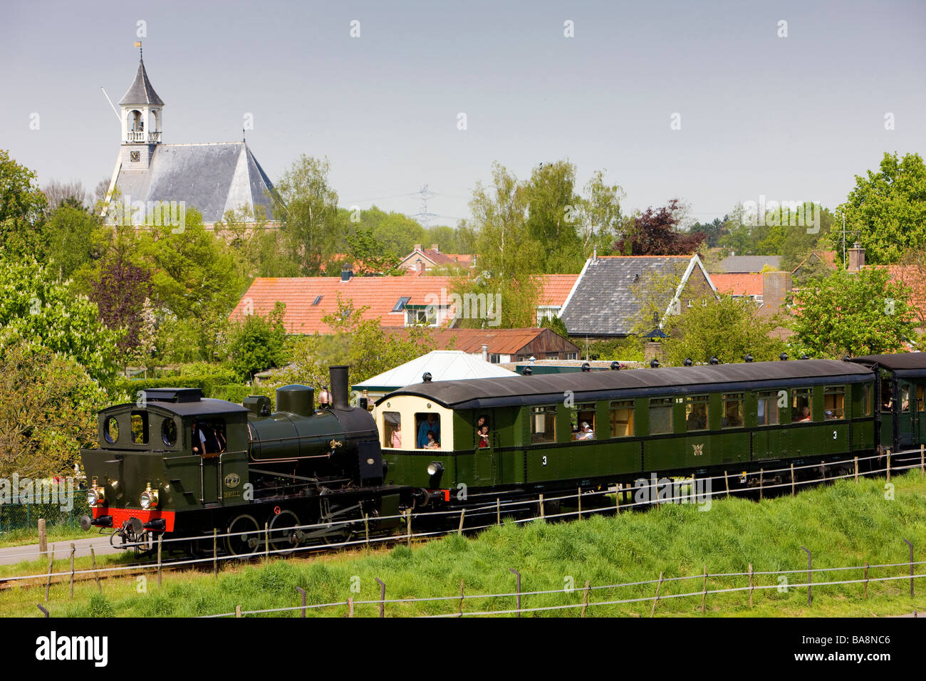 Train goes hoedekenskerke zeeland netherlands hi-res stock photography and  images - Alamy