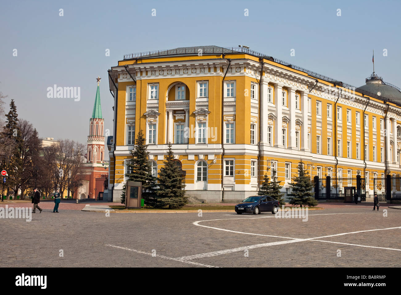 Russian senate building hi-res stock photography and images - Alamy