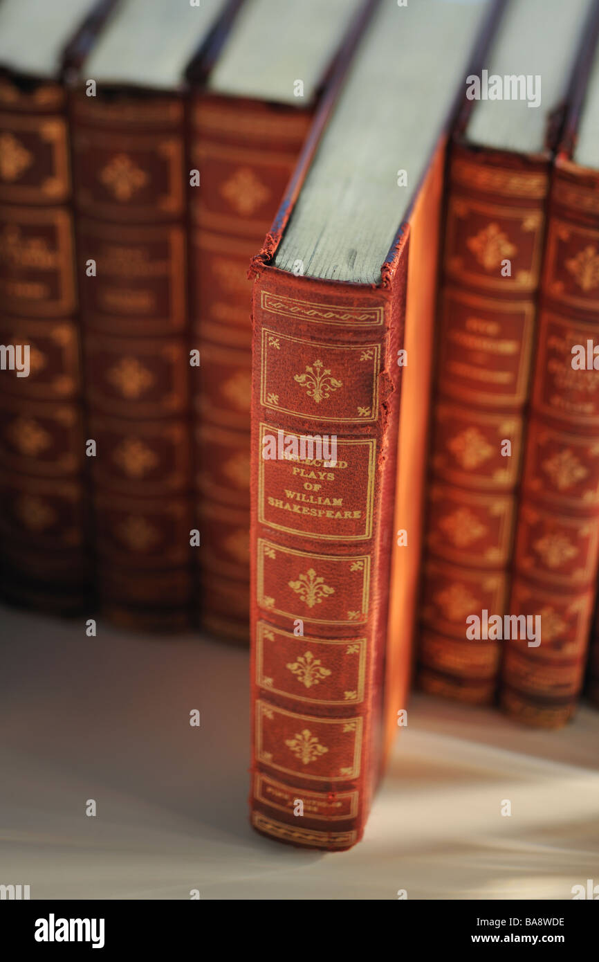 Vintage shakespeare books hires stock photography and images Alamy