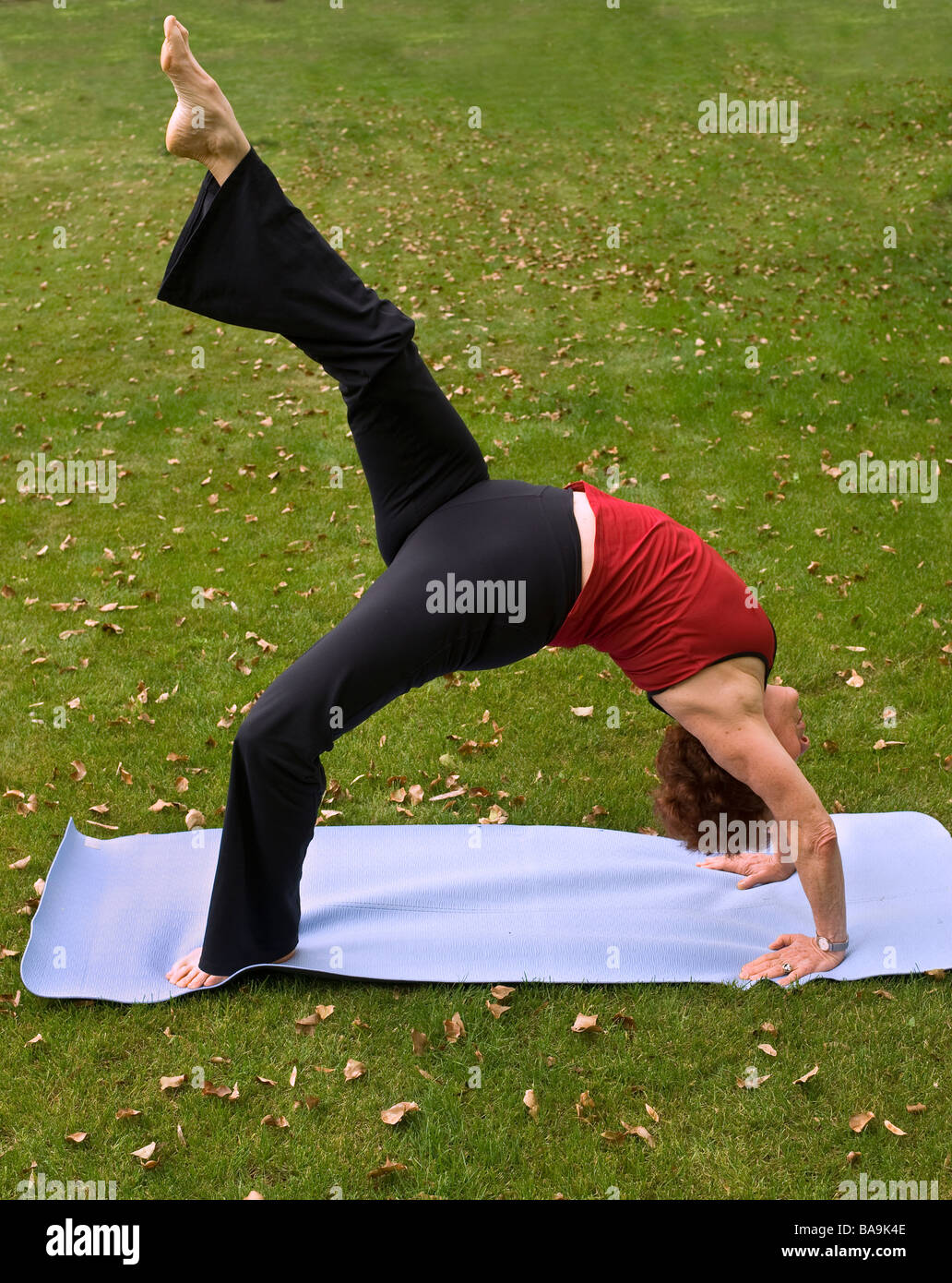 Gymnastic bridge hires stock photography and images Alamy