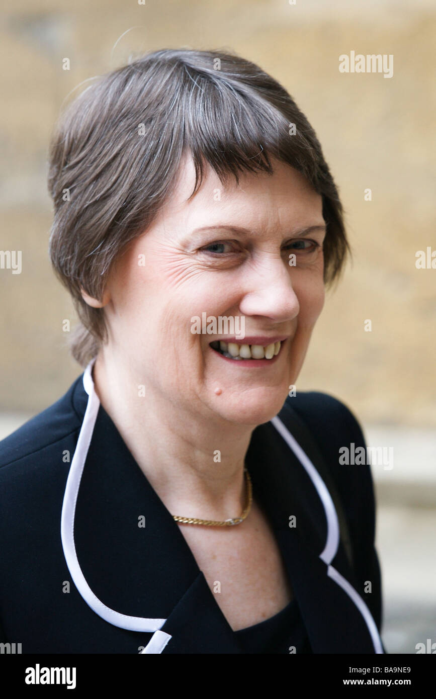 The Prime Minister of New Zealand Helen Clark attends a Thanksgiving service for Sir Edmund Hillary in Britain Stock Photo