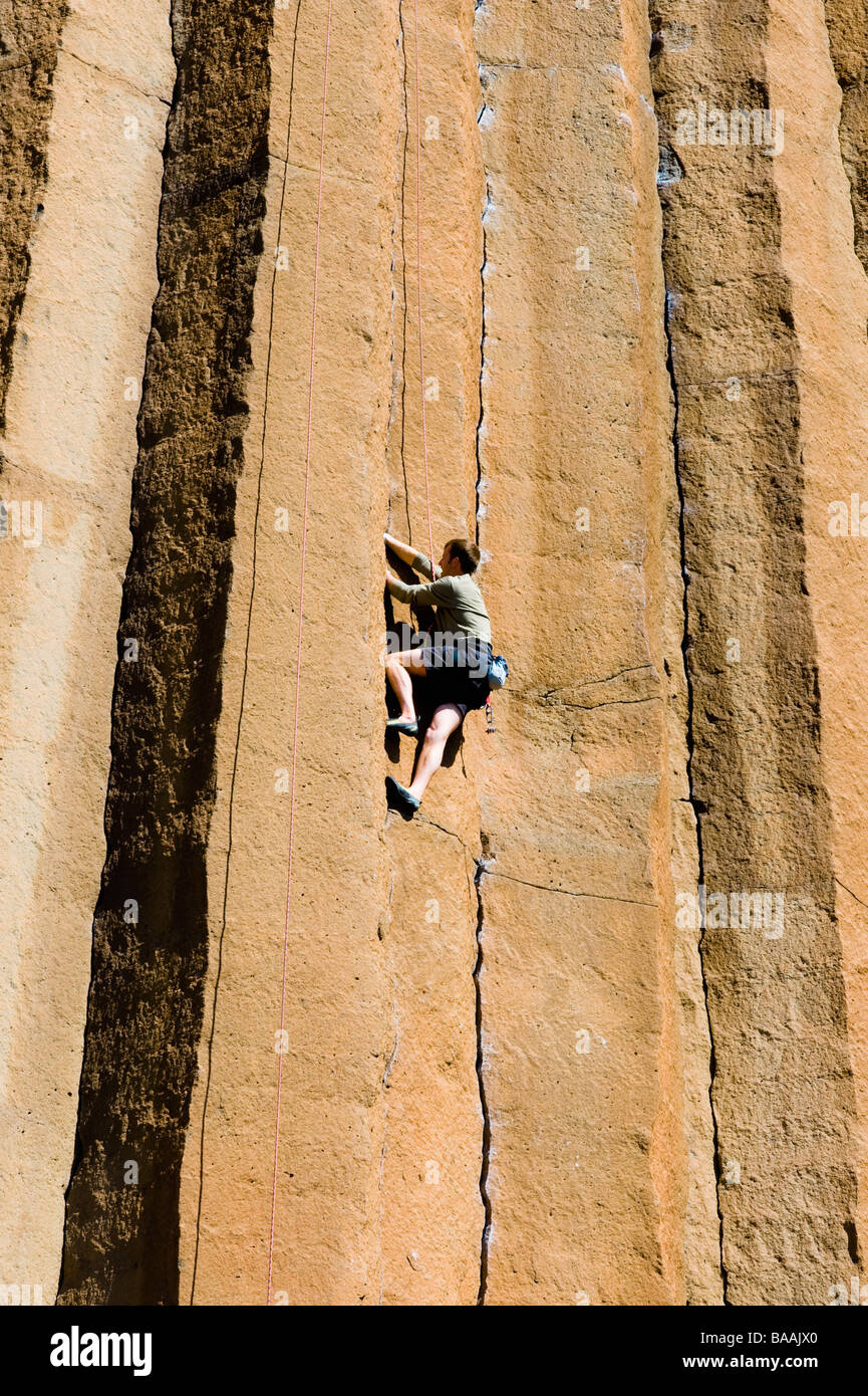 A mid adult man rock climbing at Trout Creek, Oregon Stock Photo Alamy