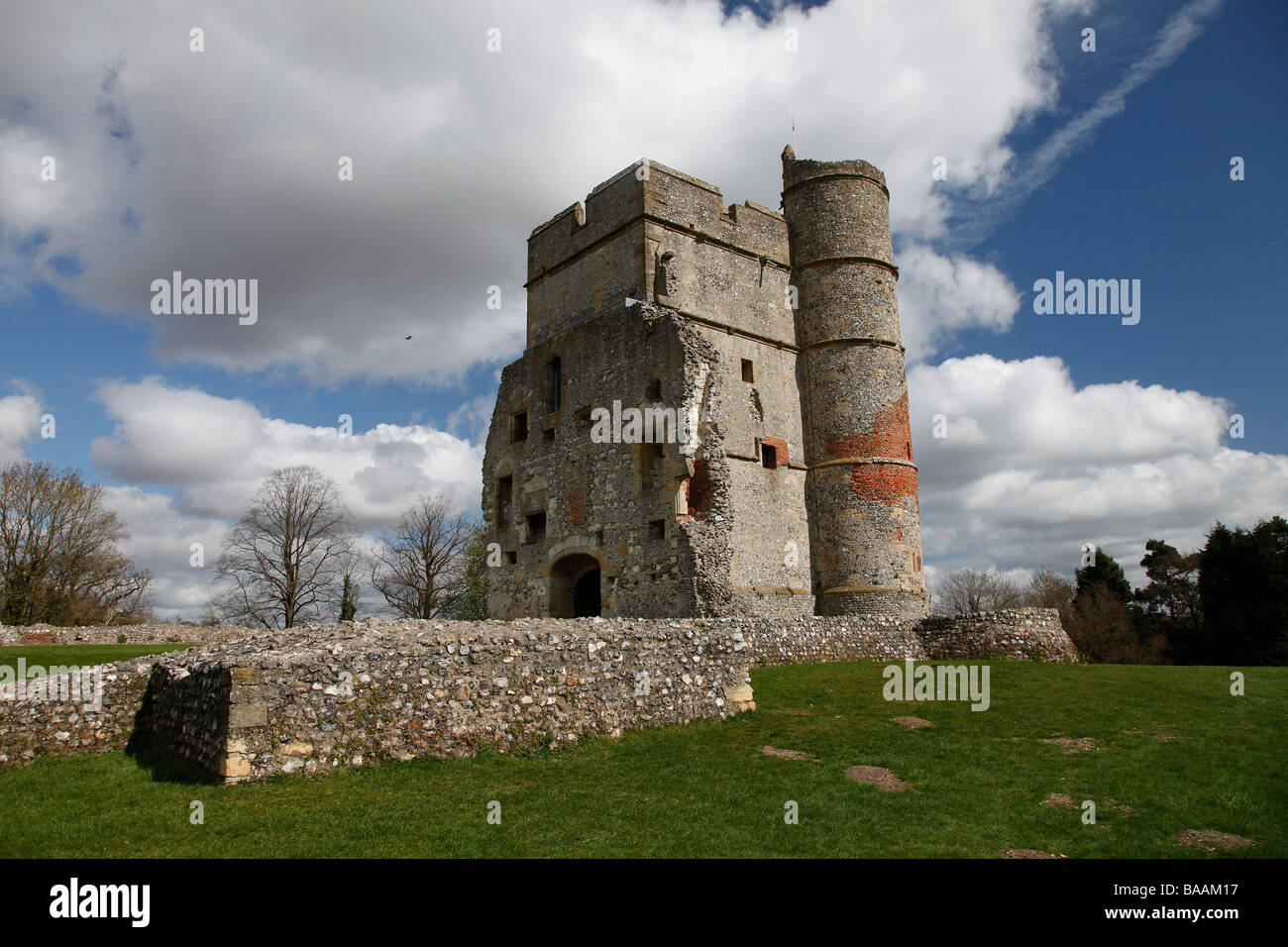 DONNINGTON CASTLE NEWBURY BERKSHIRE ENGLAND DONNINGTON NEAR NEWBURY 07
