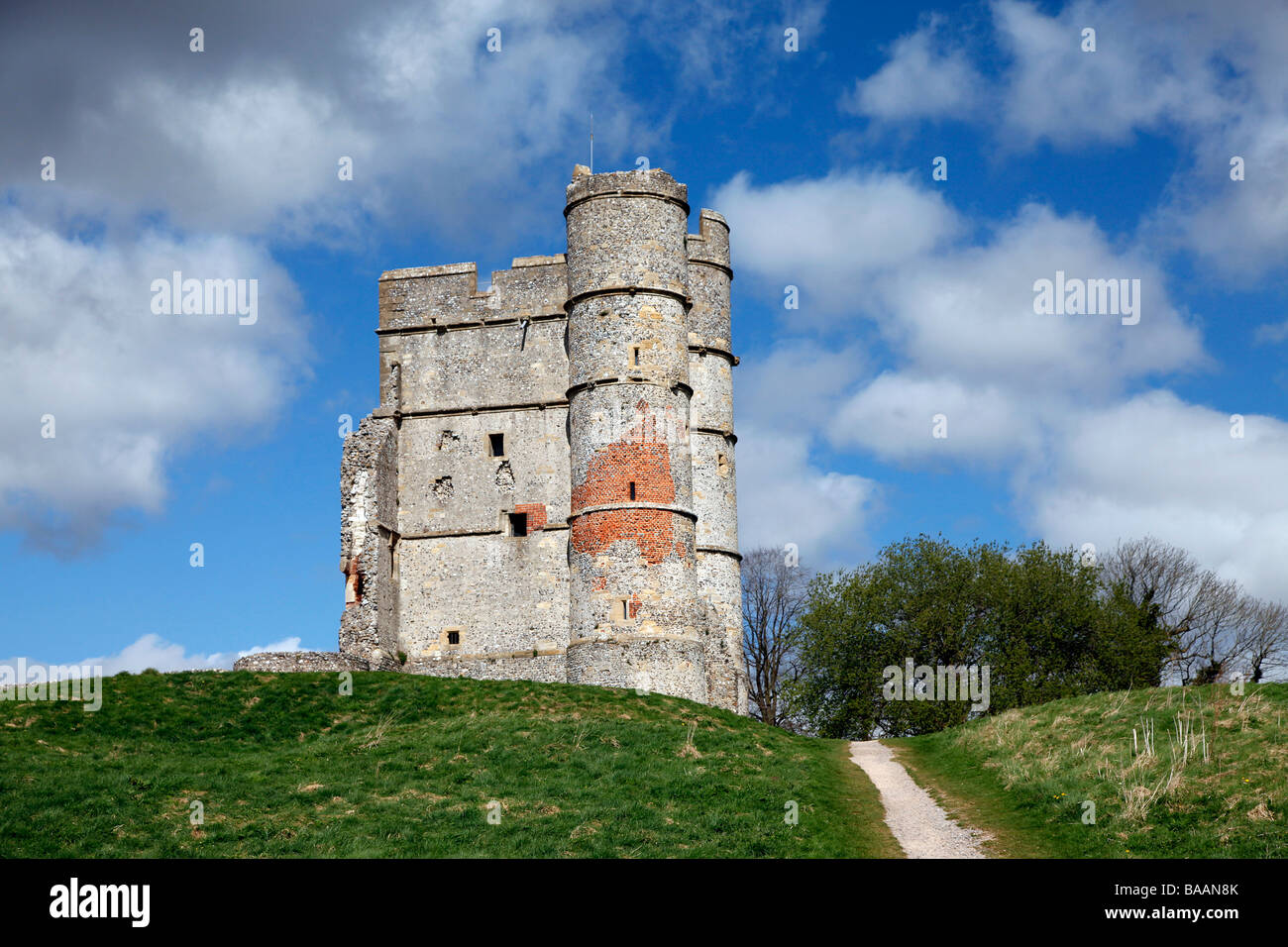 DONNINGTON CASTLE NEWBURY BERKSHIRE ENGLAND DONNINGTON NEAR NEWBURY 07
