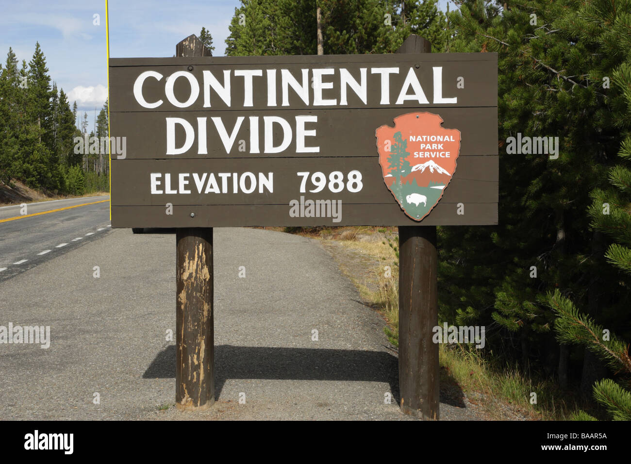 sign-continental-divide-elevation-7988-y